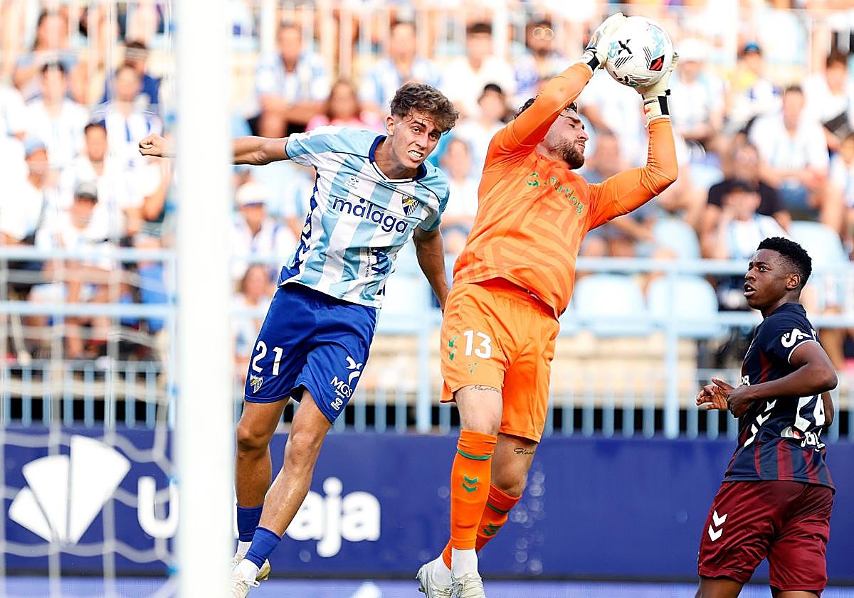Malaga CF left frustrated as Eibar hold on in tense season opener